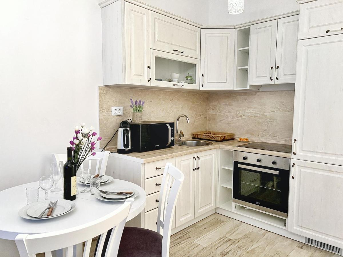 Yourhome Beach Apartments Dobra Voda Exterior foto