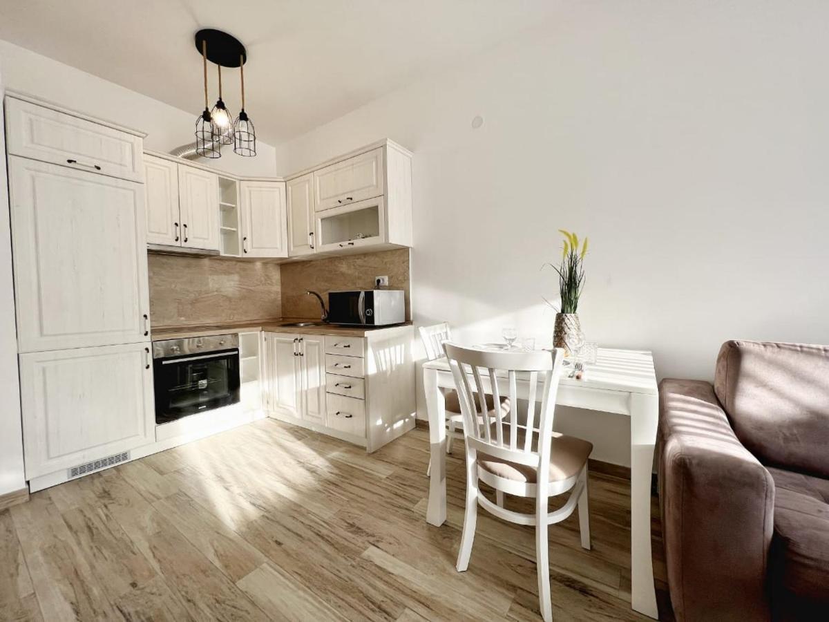Yourhome Beach Apartments Dobra Voda Exterior foto