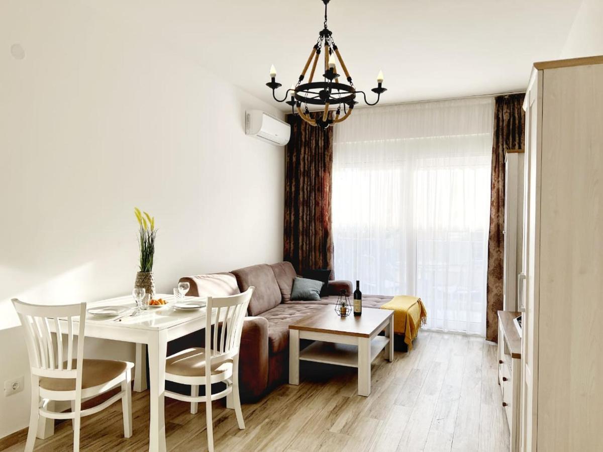 Yourhome Beach Apartments Dobra Voda Exterior foto