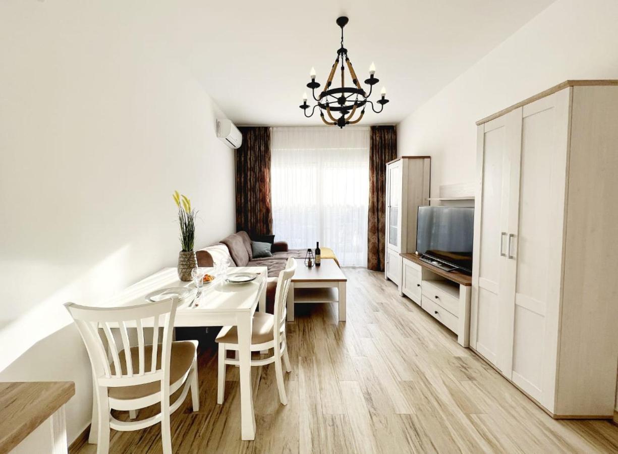 Yourhome Beach Apartments Dobra Voda Exterior foto