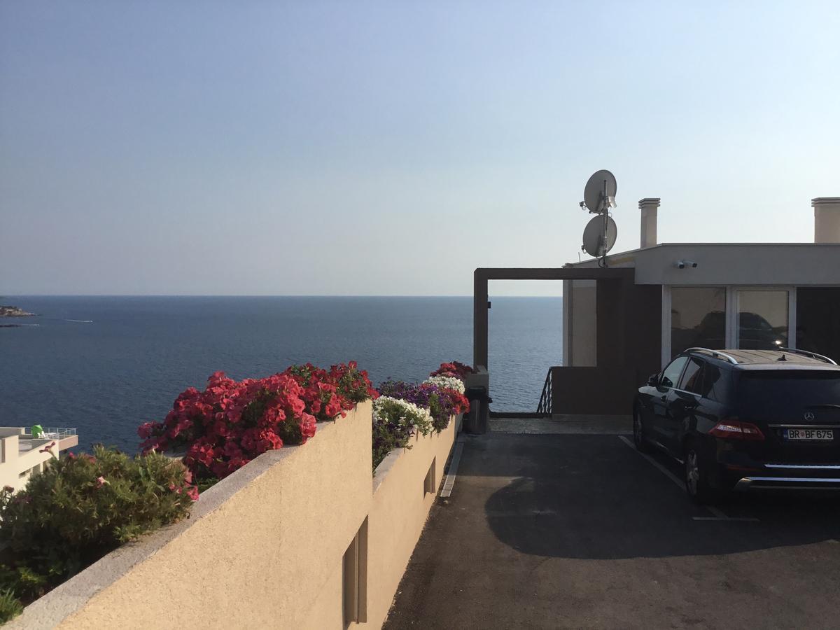 Yourhome Beach Apartments Dobra Voda Exterior foto